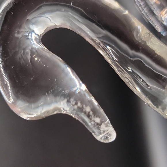 Vintage Clear Glass Swan w/Controlled Bubbles - Picture 13 of 13